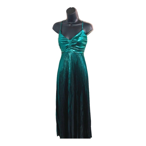 Beautiful emerald green lurex look open lace up back pleated maxi dress size S - Picture 16 of 17
